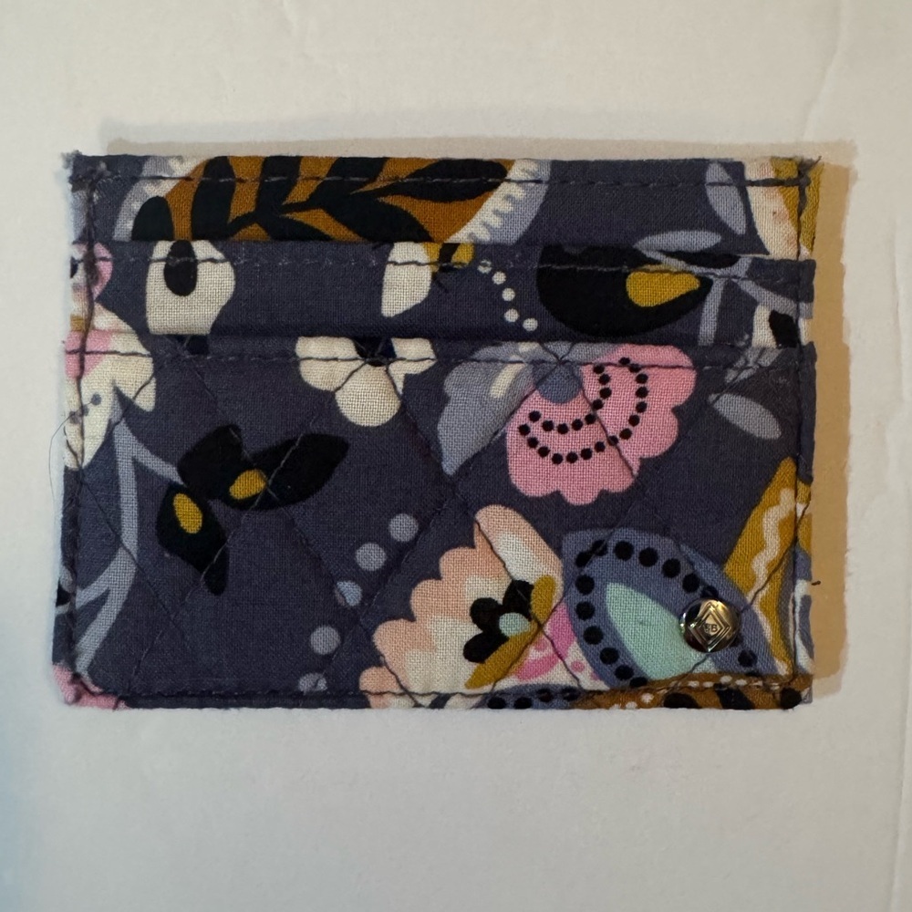 Vera Bradley Card Case In The Charmont Meadow Pattern